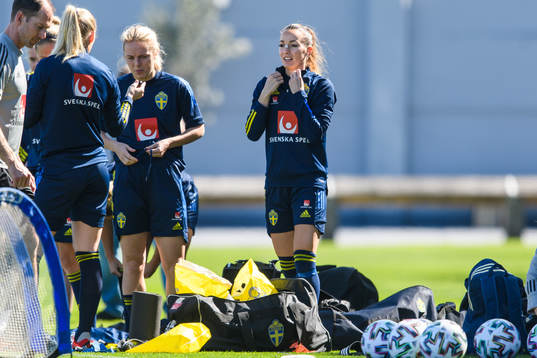 Kosovare Asllani