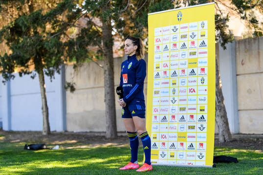 Kosovare Asllani is interviewed by the media
