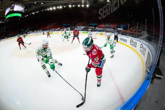 Rögles Samuel Jonsson och Frölundas Patrik Carlsson