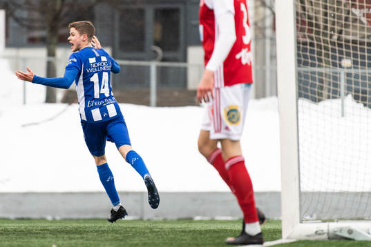 IFK Göteborgs Gustaf Norlin reagerar