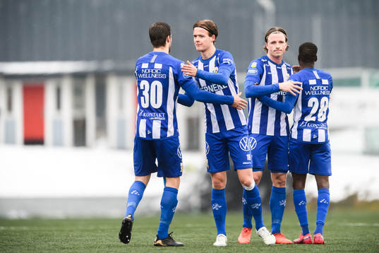 IFK Göteborgs August Erlingmark jublar med lagkamrater