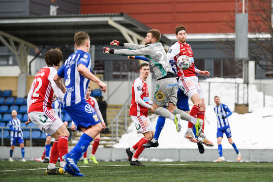 Sandvikens målvakt Tobias Johansson