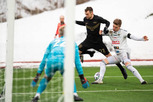 s Filip Rogic och Oskarshamns Anton Agebjörn