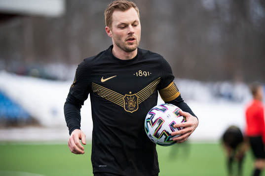 s Sebastian Larsson