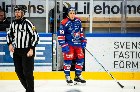 Oskarshamns Tyler Kelleher blir utvisad