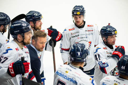 Linköpings tränare Daniel Eriksson deppar