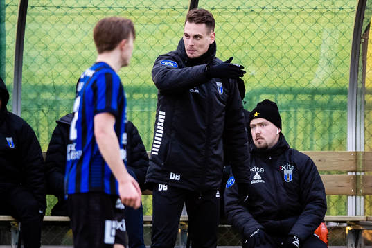 Sirius tränare Daniel Bäckström