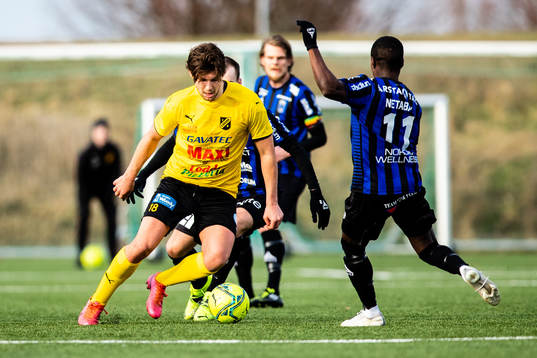 Löddes Nils Runnberg och Sirius Nahom Girmai Netabay