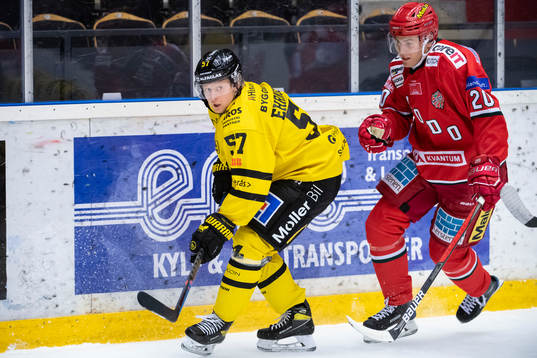 Västerås Carl Ehrnberg och Modos Markus Persson
