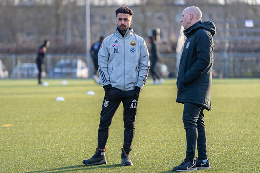 Östersunds tränare Amir Azrafshan och Landskronas