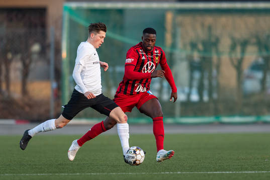 Landskronas Kevin Jensen och Östersunds Isak Ssewankambo