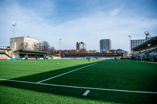 Lagen värmer upp på Malmö IP