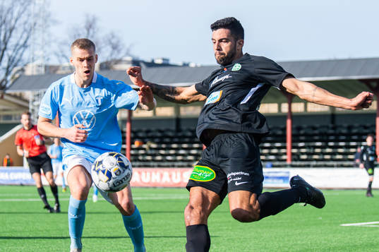 Malmö FFs Felix Beijmo och Västerås Pedro Ribeiro
