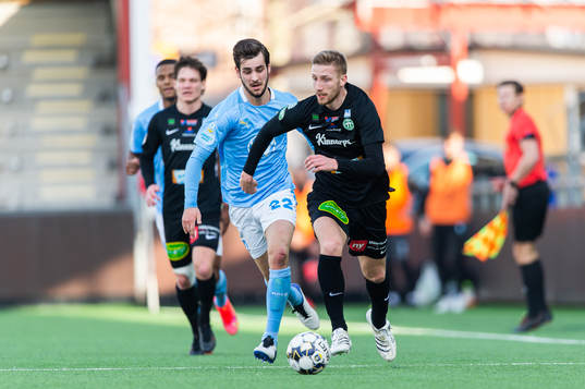 Malmö FFs Adi Nalic och Västerås Kevin Custovic