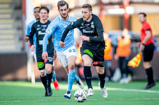 Malmö FFs Adi Nalic mot Västerås Kevin Custovic