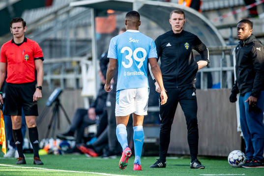 Malmö FFs Amin Sarr byts ut