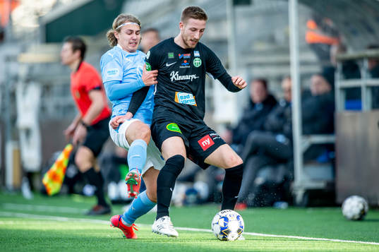 Malmö FFs Sebastian Nanasi mot Västerås Kevin Custovic