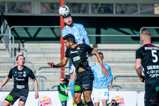 Malmö FFs Lasse Nielsen mot Västerås Pedro Ribeiro