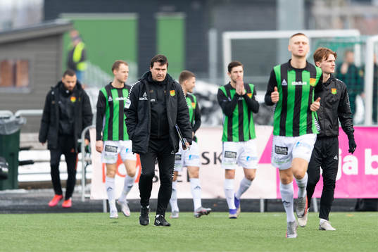 GAIS tränare Stefan Jacobsson före fotbollsmatchen i