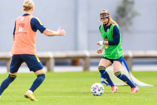 Kosovare Asllani