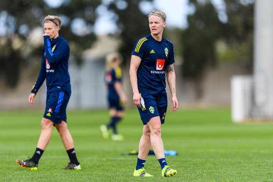 Lina Hurtig and Nilla Fischer