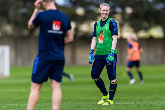 Goalkeeper Hedvig Lindahl
