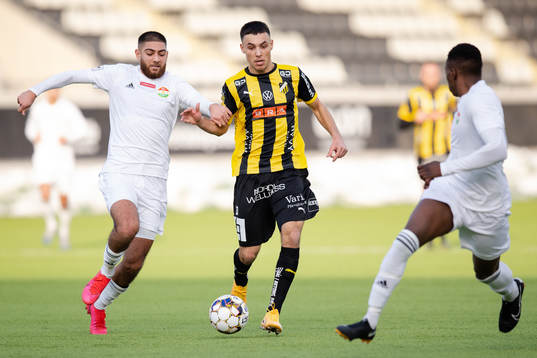 Dalkurds Rassa Rahmani och Häckens Ali Youssef