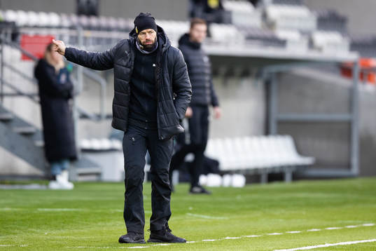 Häckens tränare Andreas Alm