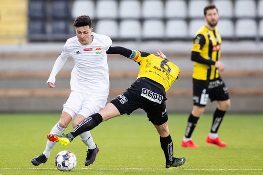 Dalkurds Ezequiel Montagna och Häckens Alexander Faltsetas