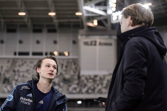 Djurgårdens Hjalmar Ekdal i mixed zone