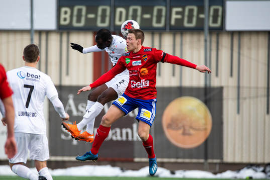 Helsingborgs Ravy Tsouka-Dozi och Gauthiods Jonatan