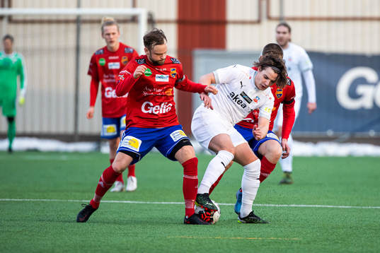 Gauthiods Tim Klaar och Helsingborgs Andreas Landgren