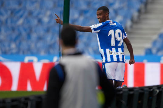 Alexander Isak of Real Sociedad celebrates