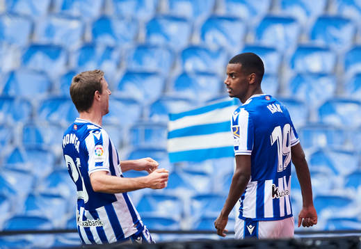 Alexander Isak of Real Sociedad celebrates with Nacho