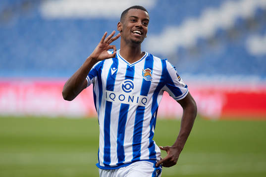 Bläddra bland fler bilder av Football, La Liga, Real Sociedad - Alaves