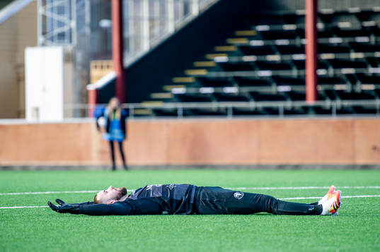 Trelleborgs målvakt Merlin Nuhanovic deppar