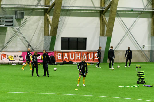 Elfsborgs spelare värmer upp