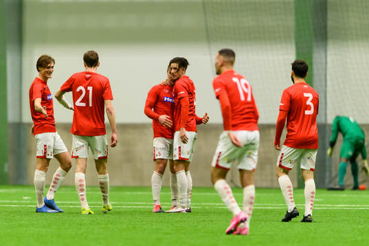 Degerfors spelare jublar