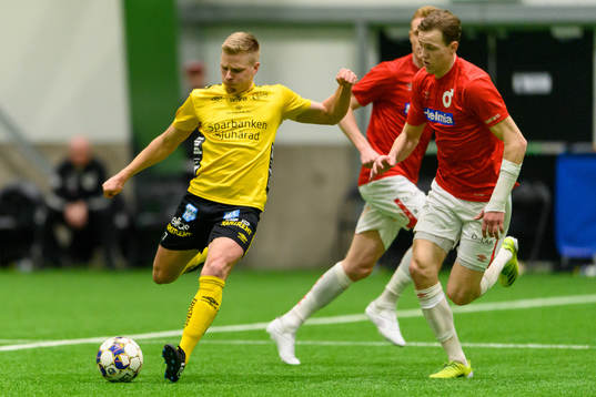 Elfsborgs Per Frick och Degerfors Adam Carlén
