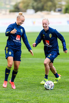 Hanna Bennison and Caroline Seger