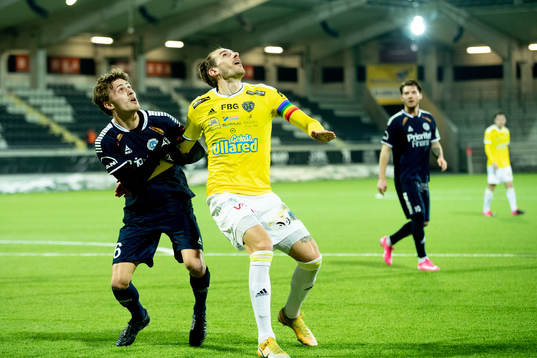 Utsiktens Erik Westermark mot Falkenbergs Tobias Karlsson