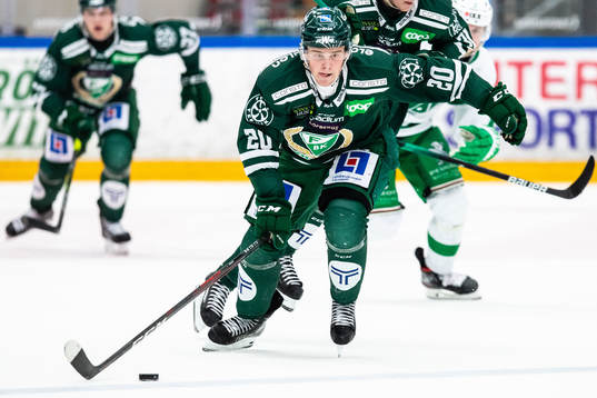 Färjestads Olle Lycksell