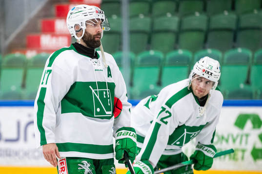 Rögles Taylor Matson och Daniel Zaar deppar