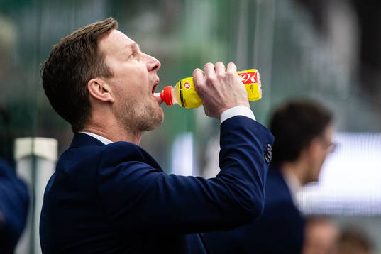 Färjestads huvudtränare Johan Pennerborn