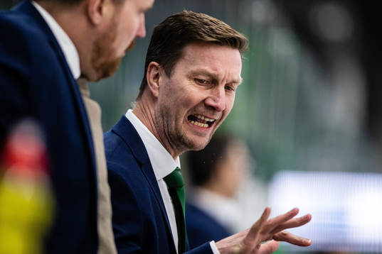 Färjestads huvudtränare Johan Pennerborn
