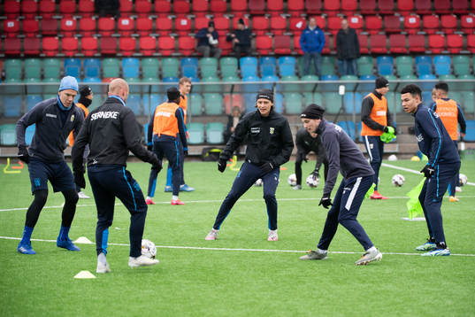 Simon Thern