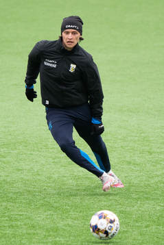 Simon Thern