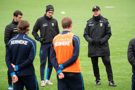 Simon Thern och tränare Roland Nilsson
