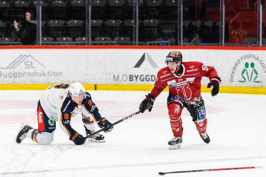 Djurgårdens Ryan Stoa och Örebros Kristian Näkyvä
