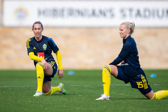Julia Roddar and Josefine of Sweden